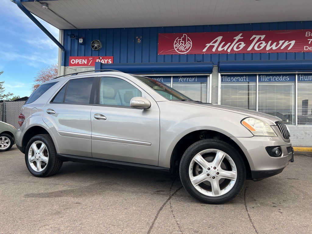 2008 Mercedes-Benz M-Class Image 2