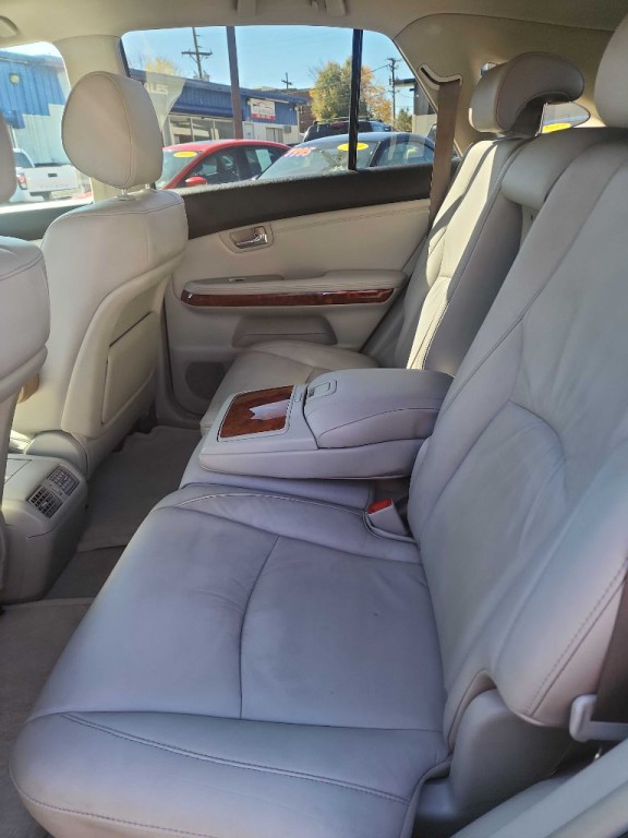 2005 Lexus RX Image 16