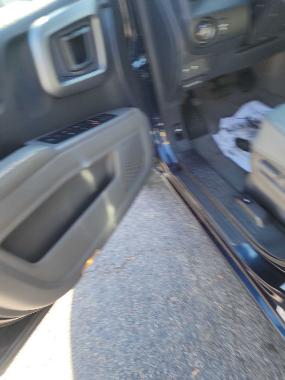 2009 Honda Ridgeline Image 17