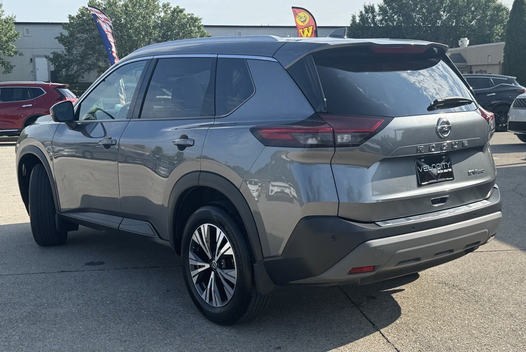2021 Nissan Rogue Image 4