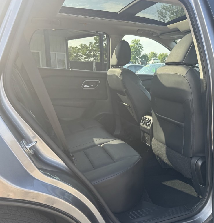 2021 Nissan Rogue Image 33