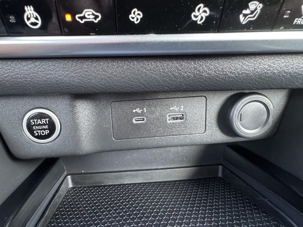 2021 Nissan Rogue Image 42
