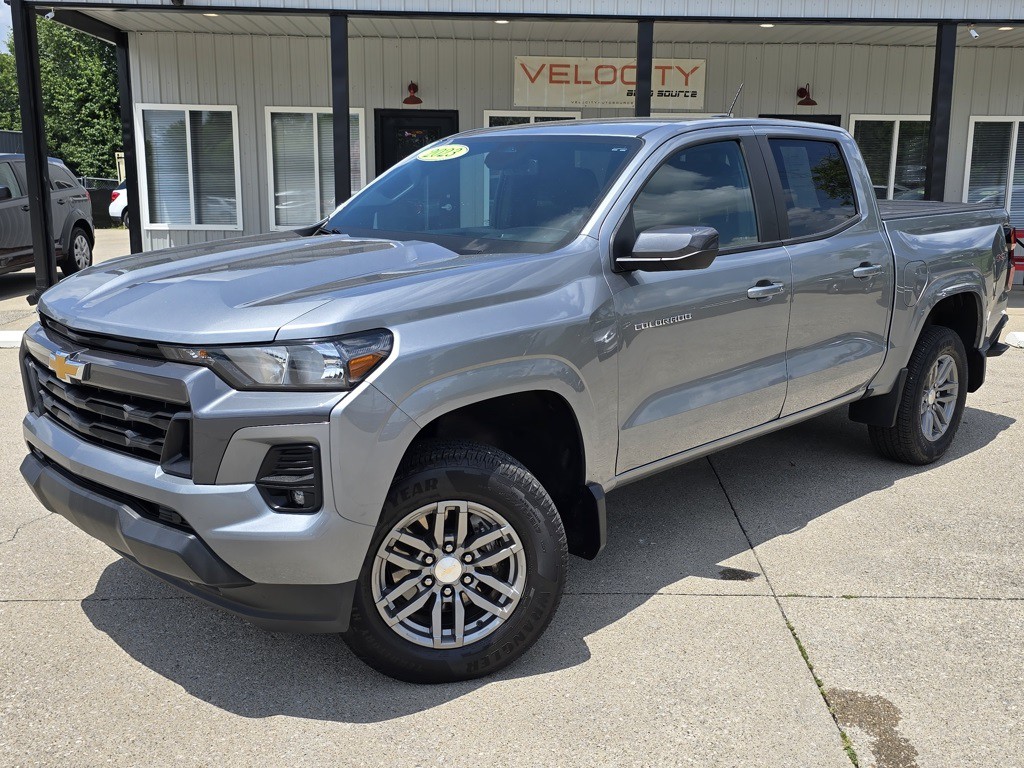 2023 Chevrolet Colorado Image 3