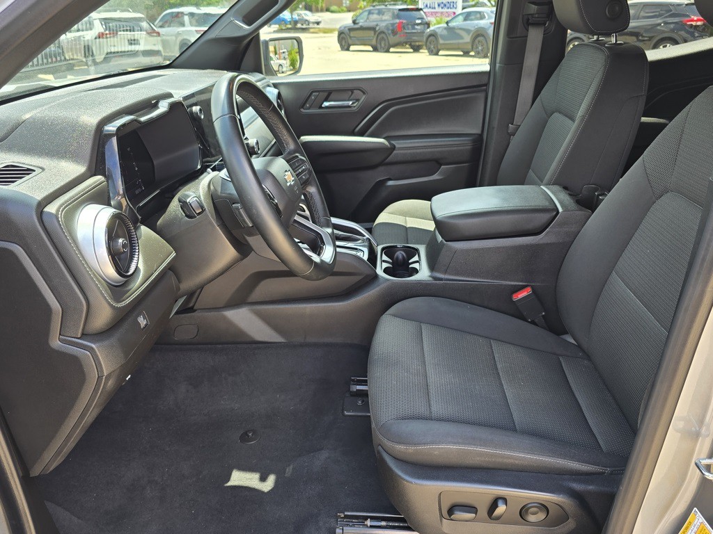 2023 Chevrolet Colorado Image 17