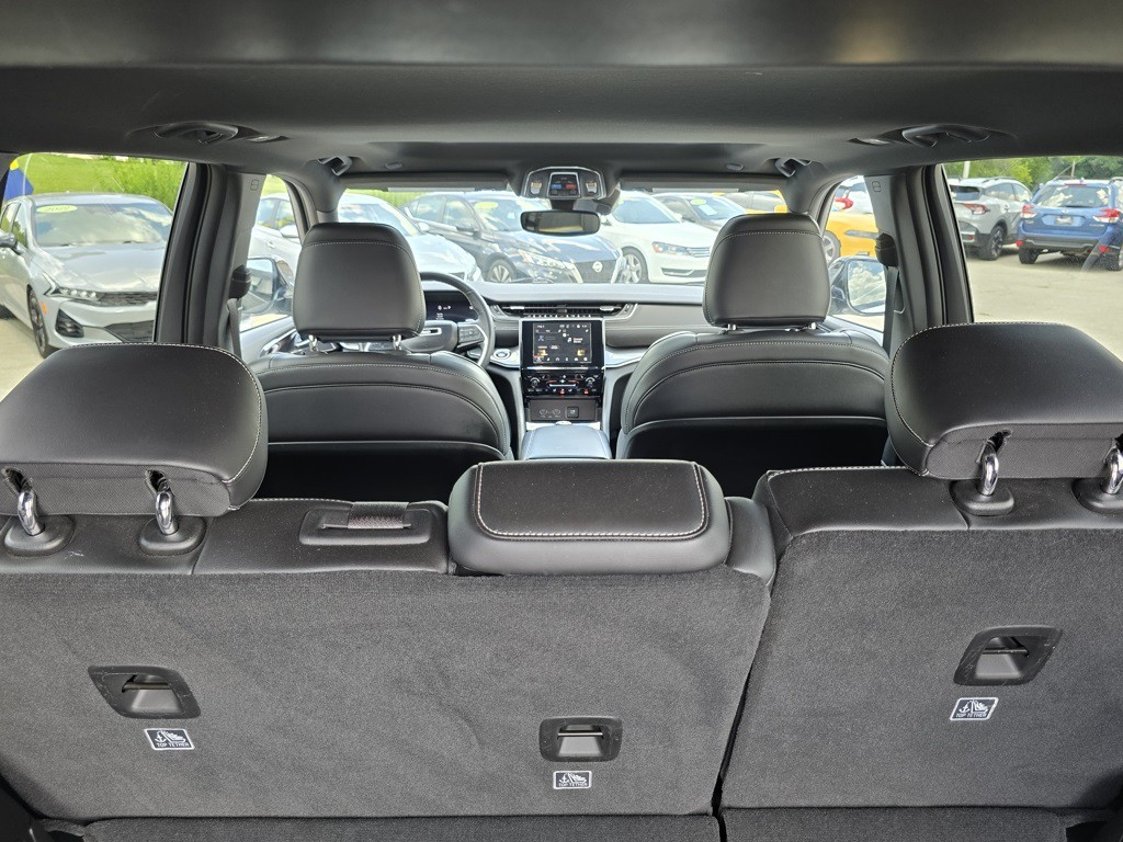 2022 Jeep Grand Cherokee Image 33