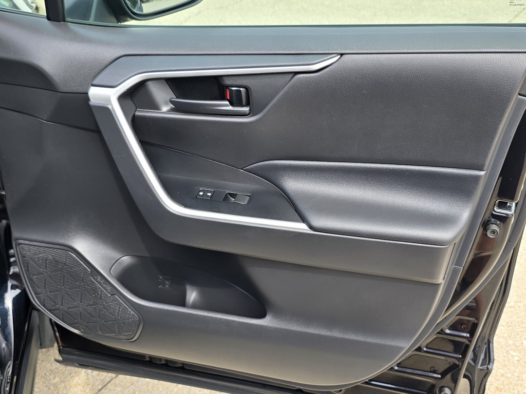 2021 Toyota Rav4 Image 29