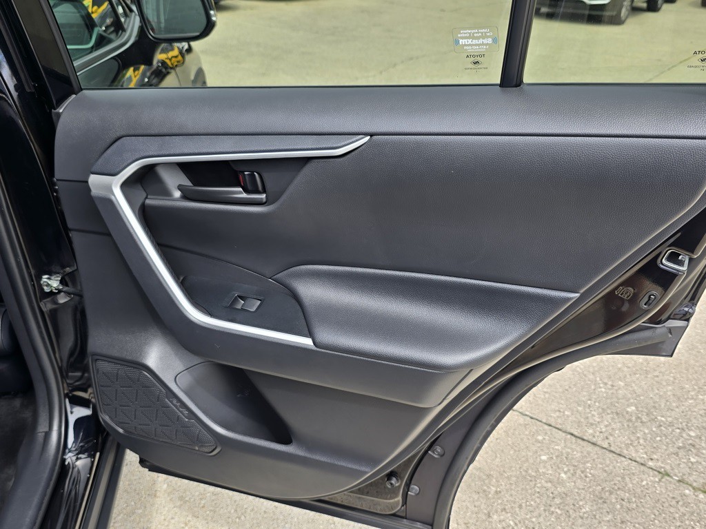 2021 Toyota Rav4 Image 32