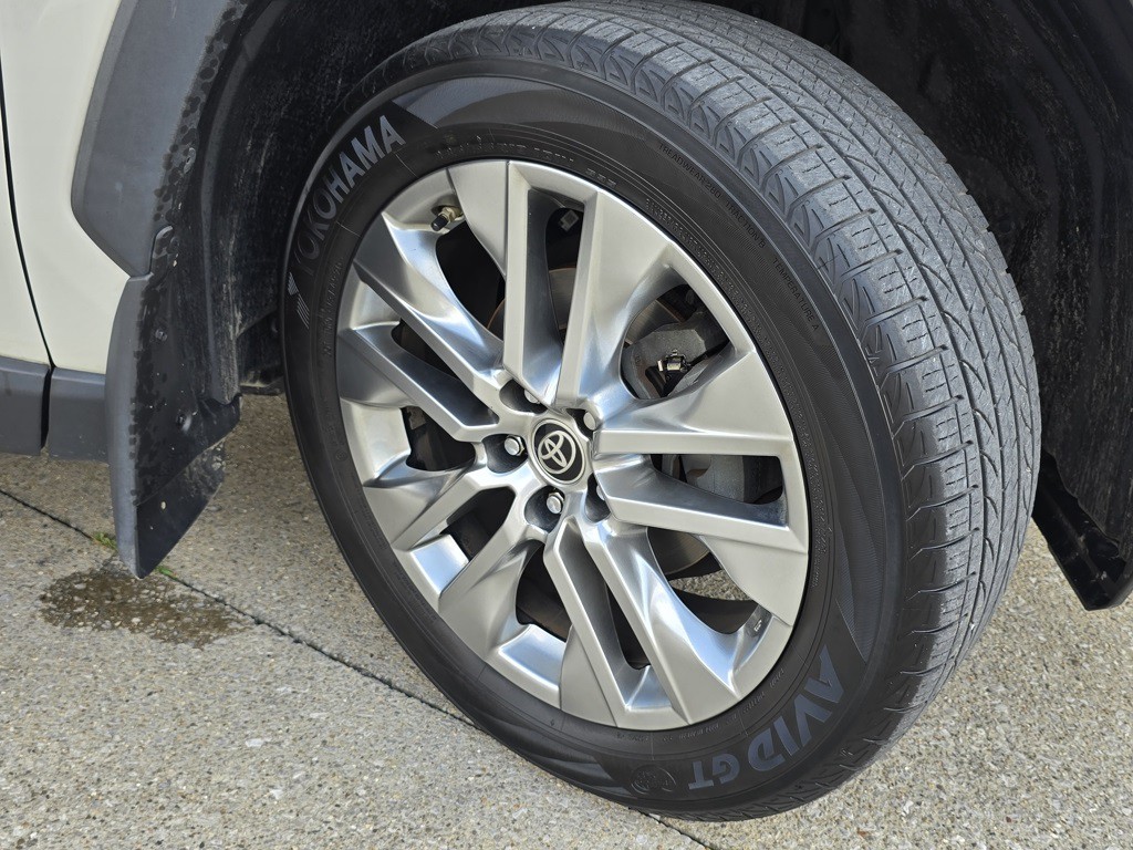 2019 Toyota Rav4 Image 14