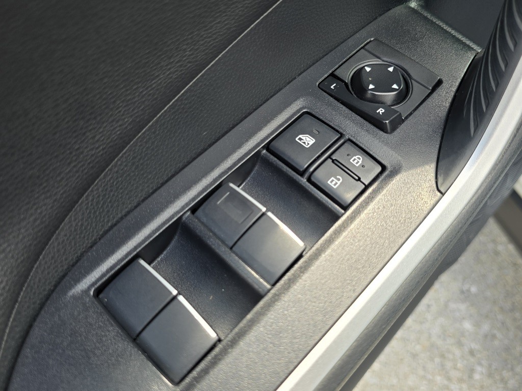 2019 Toyota Rav4 Image 16