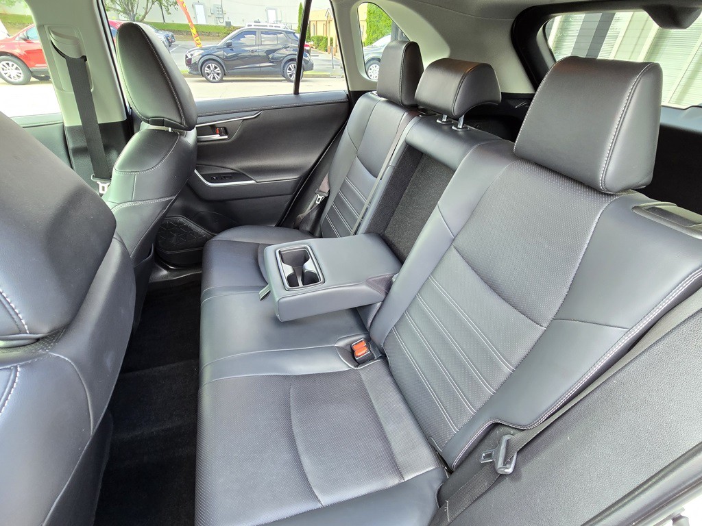 2019 Toyota Rav4 Image 21