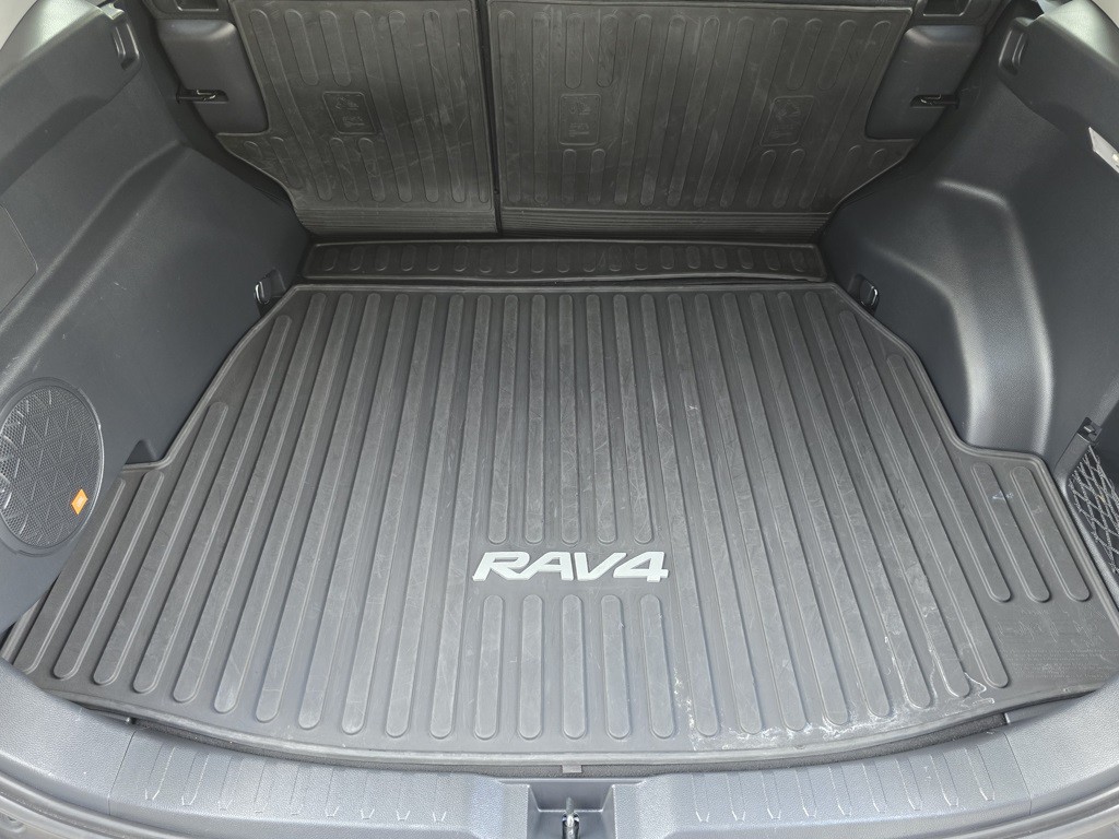 2019 Toyota Rav4 Image 25