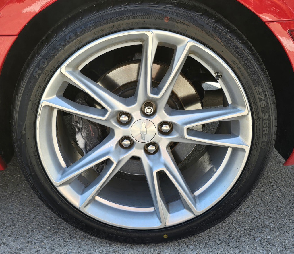 2019 Chevrolet Camaro Image 13