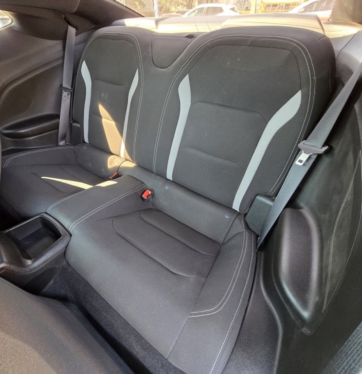 2019 Chevrolet Camaro Image 19