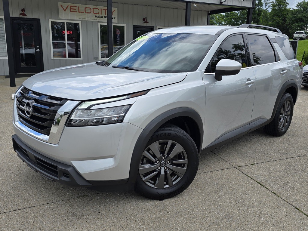 2022 Nissan Pathfinder Image 3