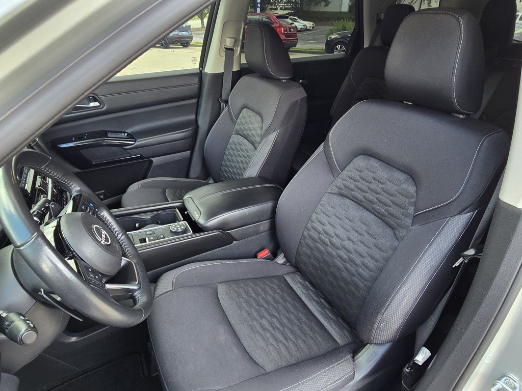 2022 Nissan Pathfinder Image 18