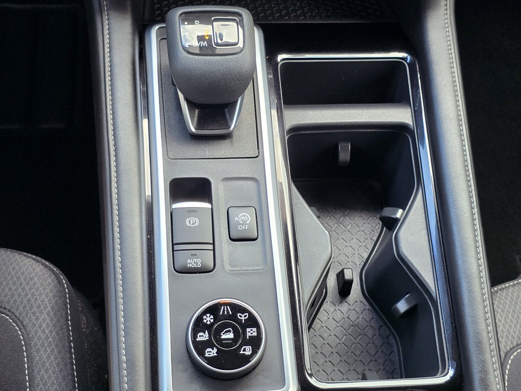 2022 Nissan Pathfinder Image 26