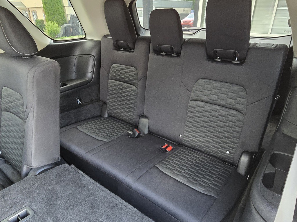 2022 Nissan Pathfinder Image 32