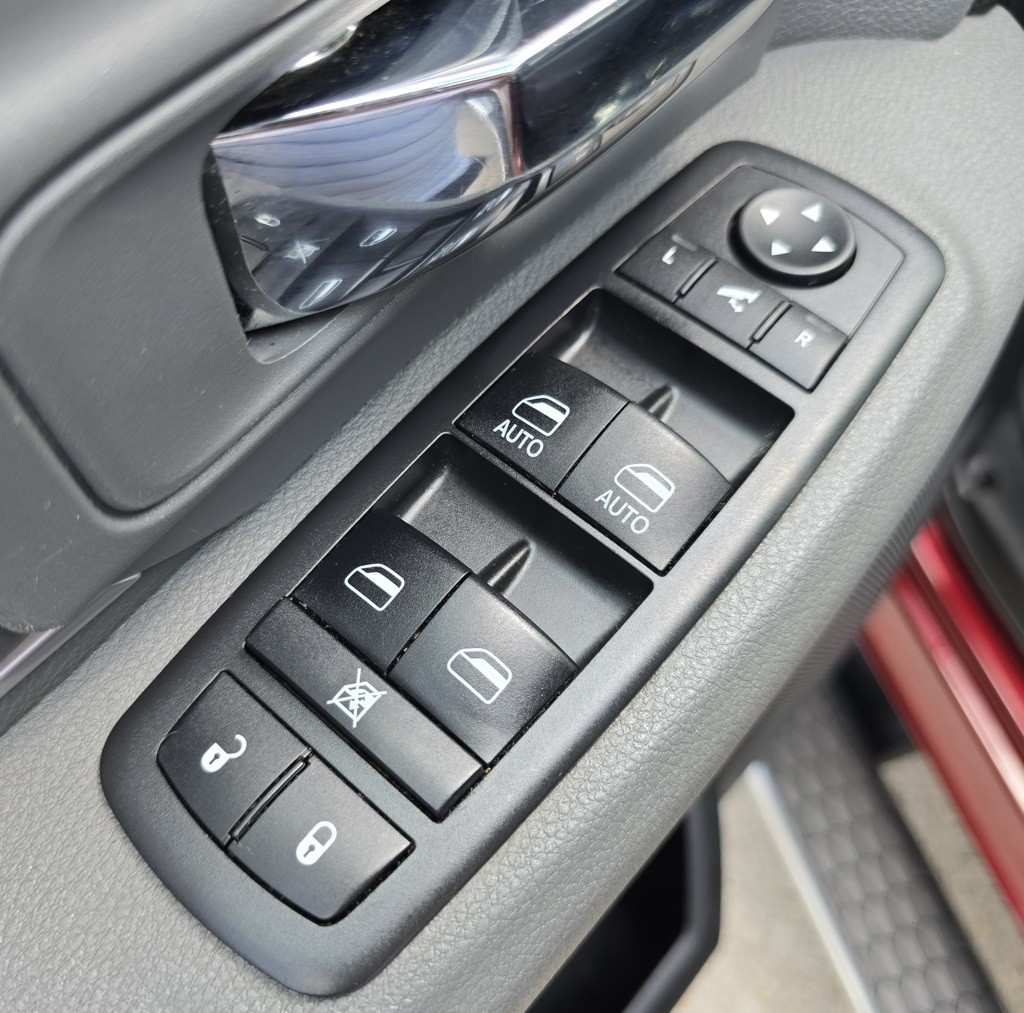 2018 RAM 2500 Image 17
