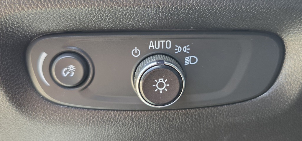 2023 Chevrolet Traverse Image 21