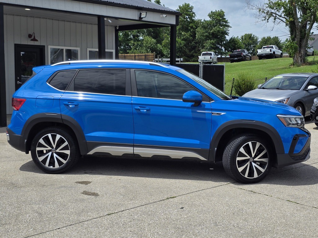 2022 Volkswagen Taos Image 4