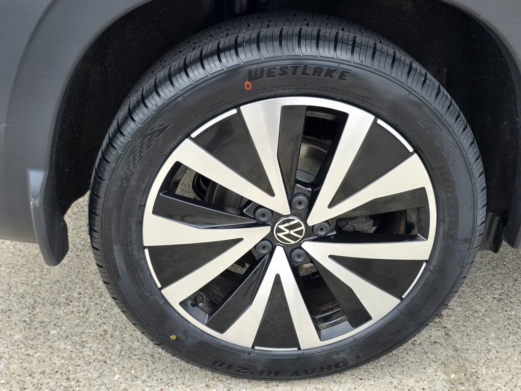 2022 Volkswagen Taos Image 13