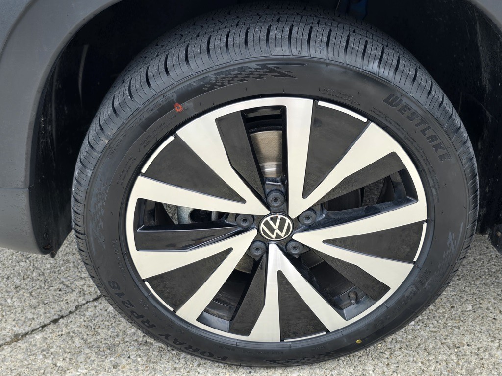 2022 Volkswagen Taos Image 15
