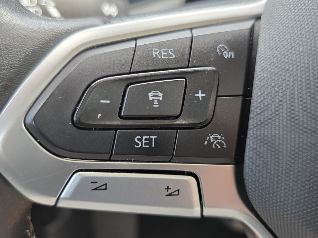 2022 Volkswagen Taos Image 21