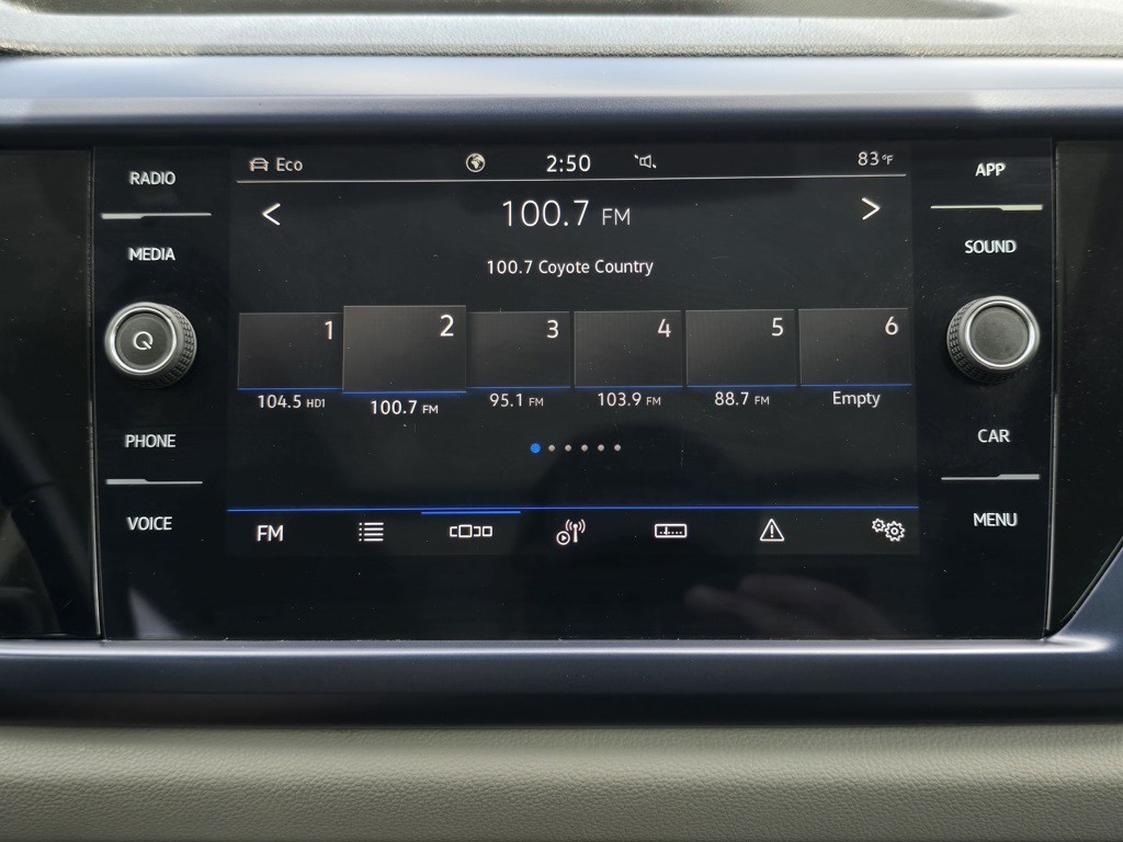 2022 Volkswagen Taos Image 23