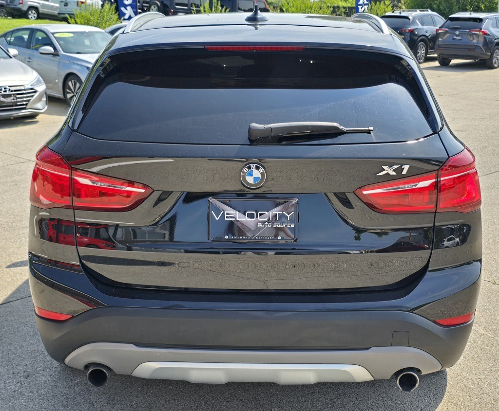 2017 BMW X1 Image 8