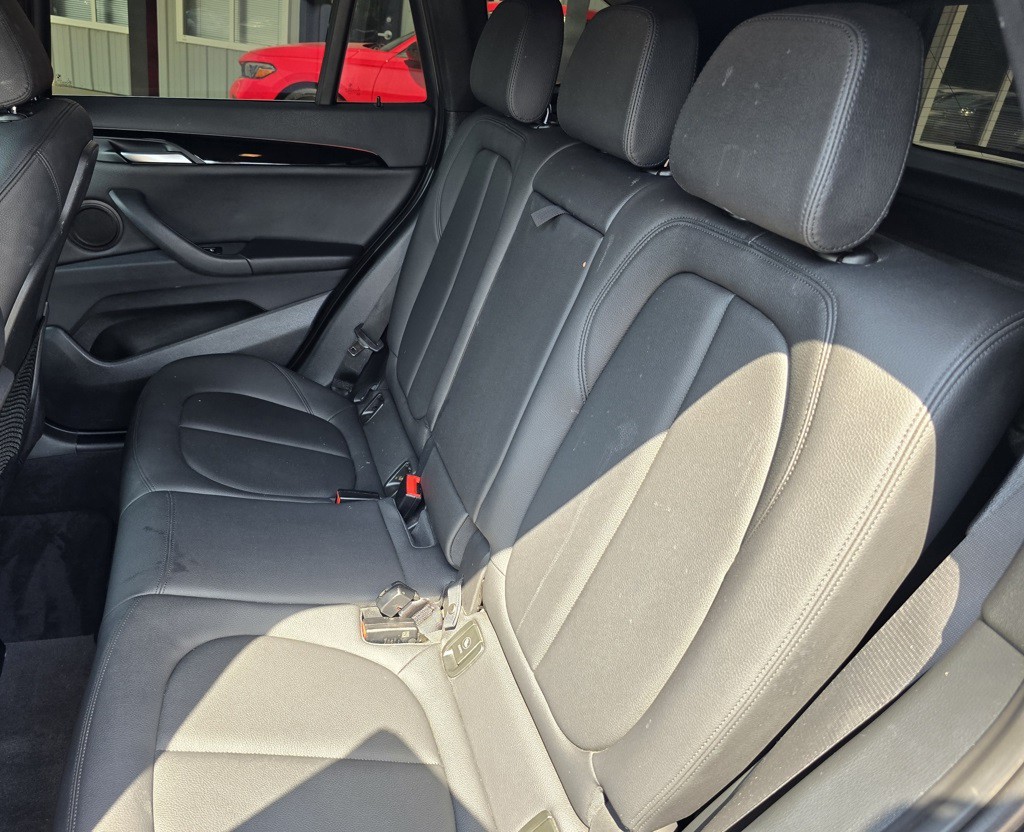 2017 BMW X1 Image 24