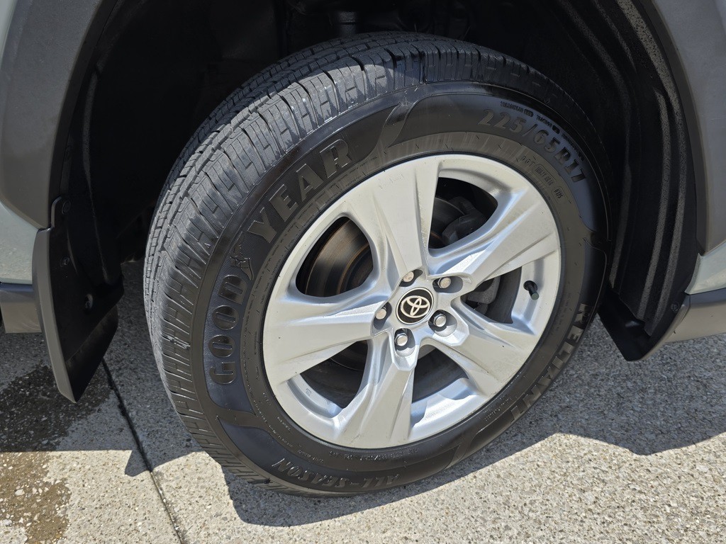2021 Toyota Rav4 Image 12