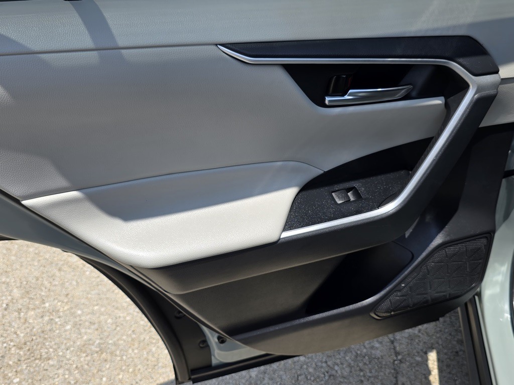 2021 Toyota Rav4 Image 27