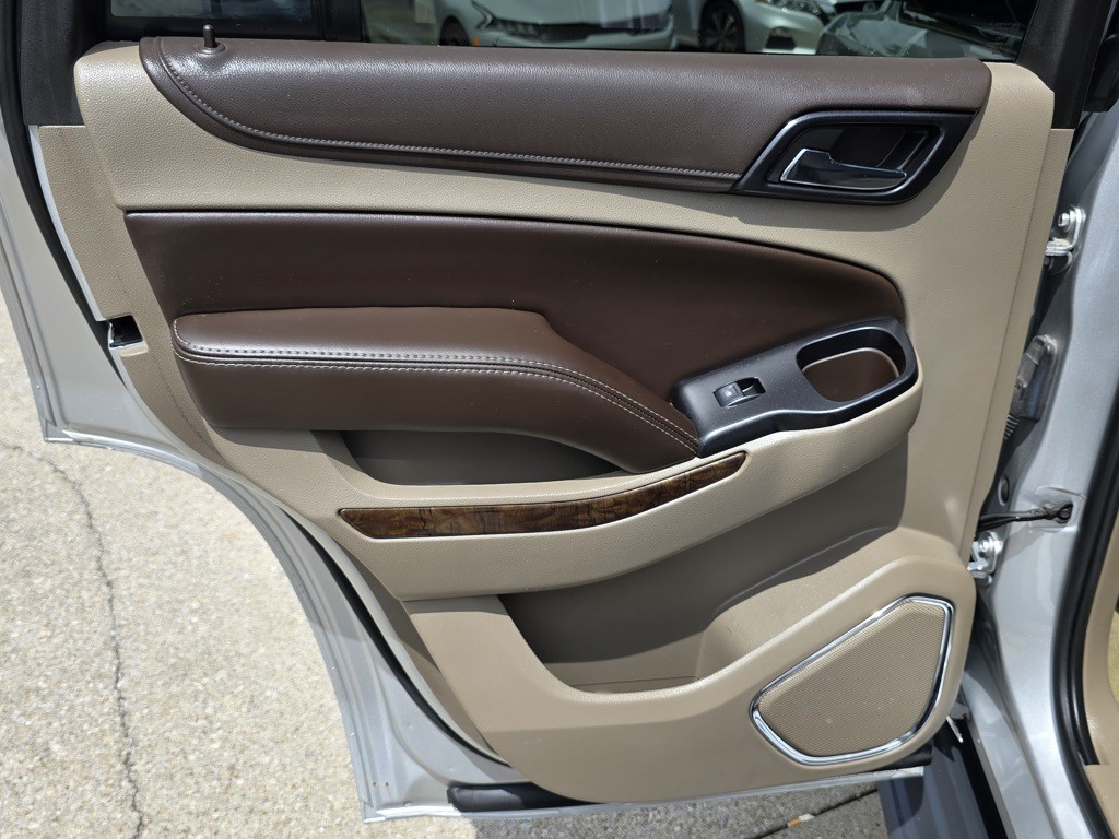2016 Chevrolet Tahoe Image 31