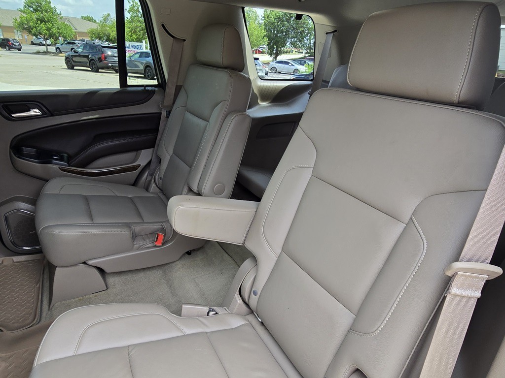 2016 Chevrolet Tahoe Image 33