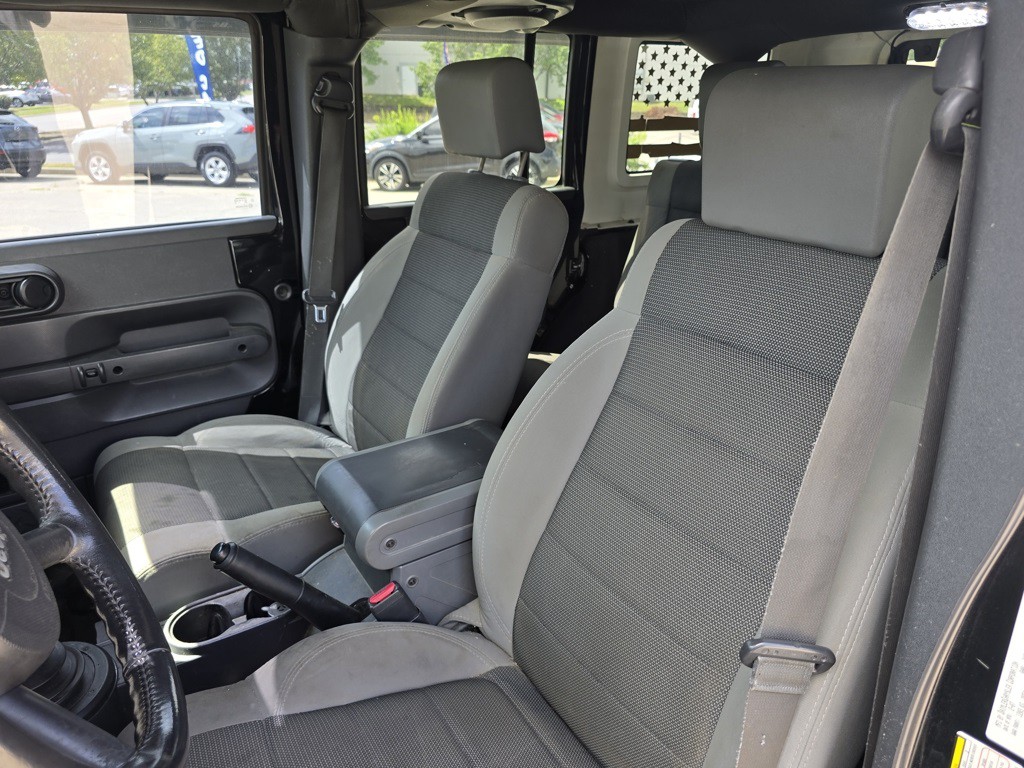 2007 Jeep Wrangler Image 9