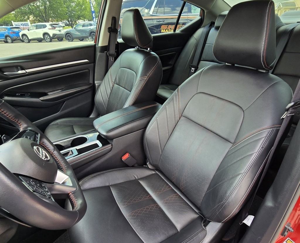 2024 Nissan Altima Image 18