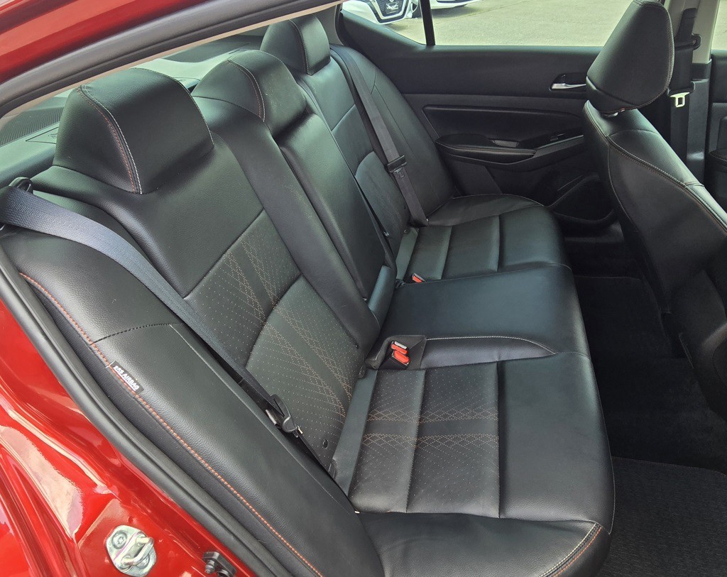 2024 Nissan Altima Image 39