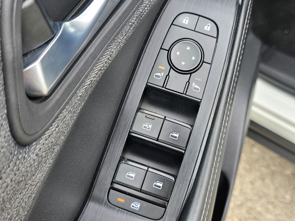 2021 Nissan Rogue Image 16