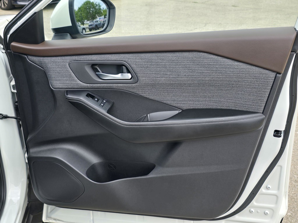 2021 Nissan Rogue Image 29