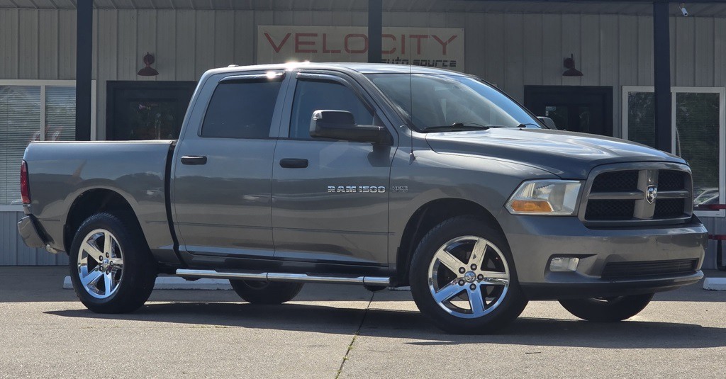 2012 RAM 1500 Image 1