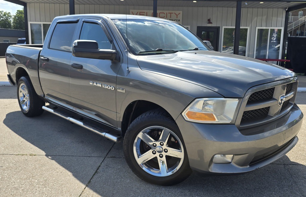 2012 RAM 1500 Image 2