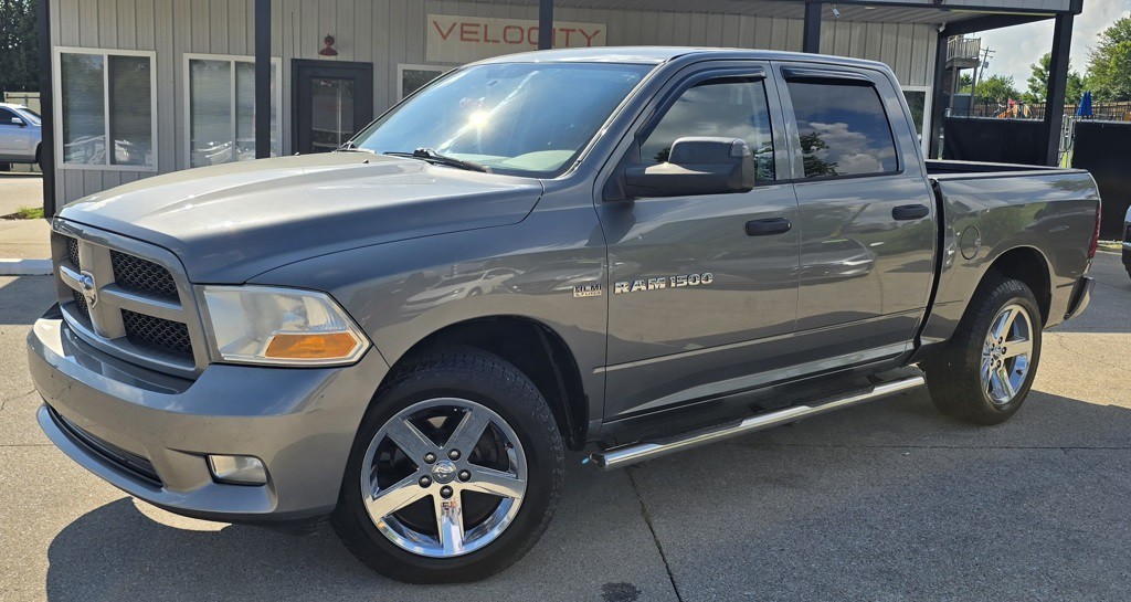 2012 RAM 1500 Image 3