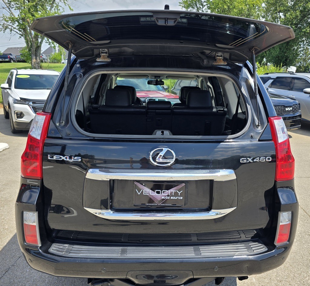 2010 Lexus GX Image 10