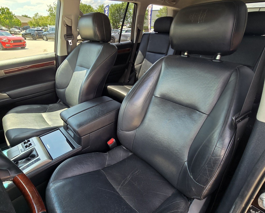 2010 Lexus GX Image 17