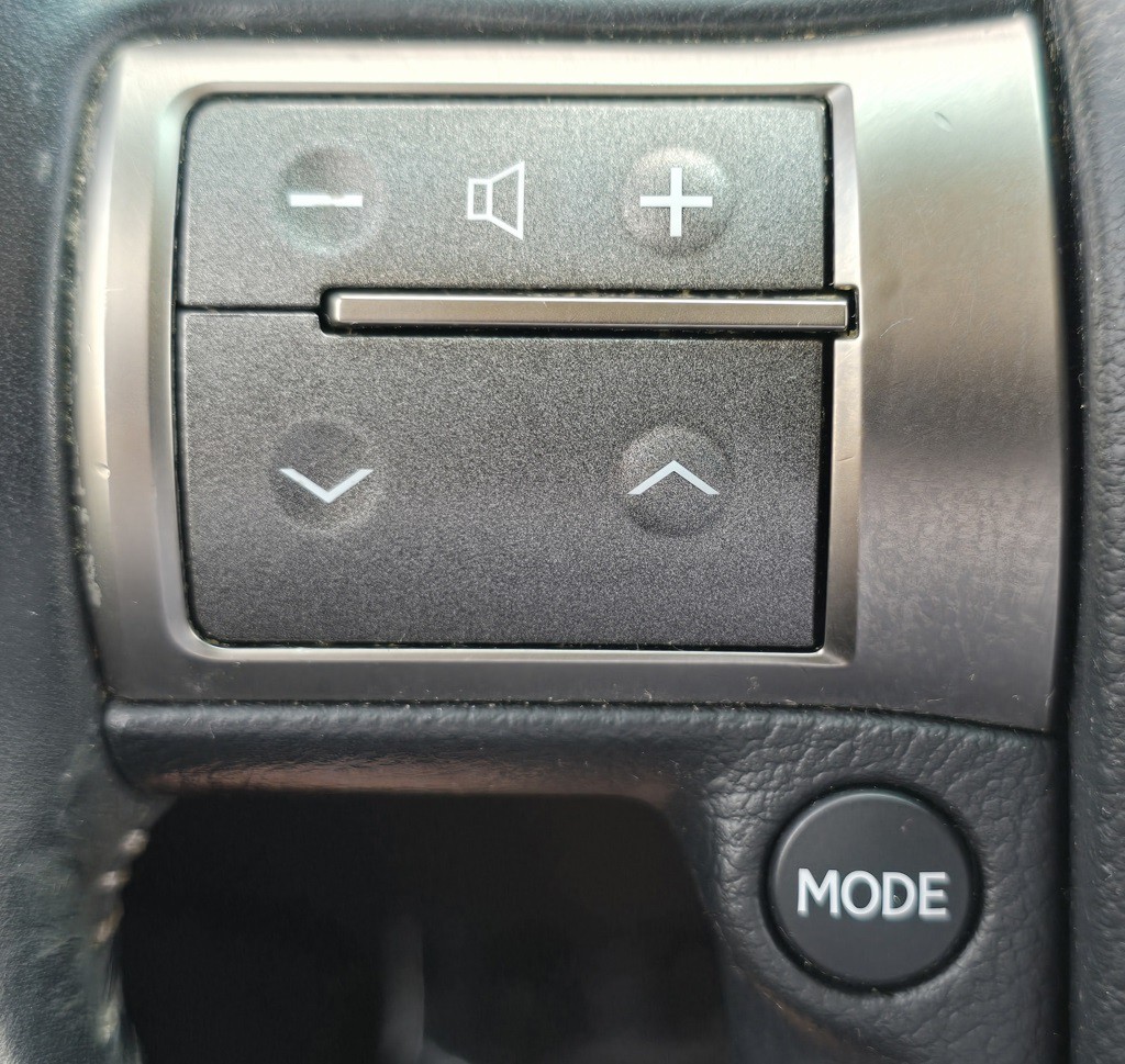 2010 Lexus GX Image 20
