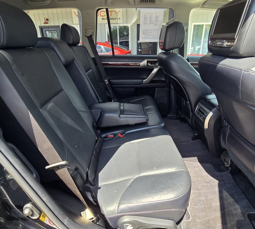 2010 Lexus GX Image 41
