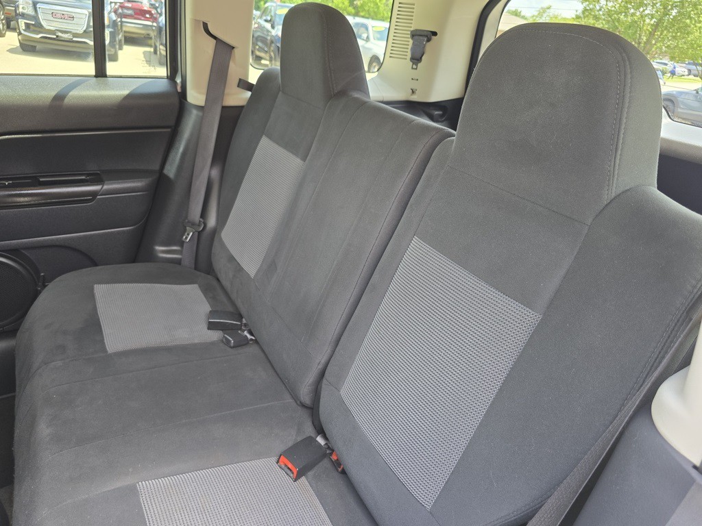2016 Jeep Patriot Image 28