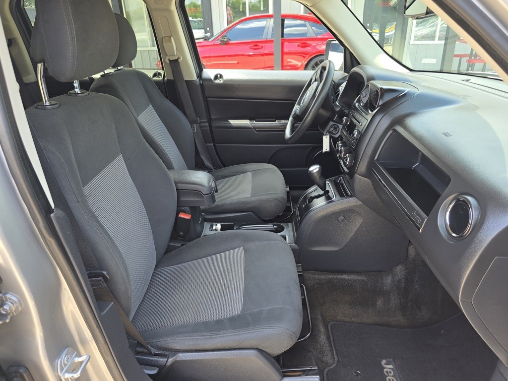 2016 Jeep Patriot Image 31