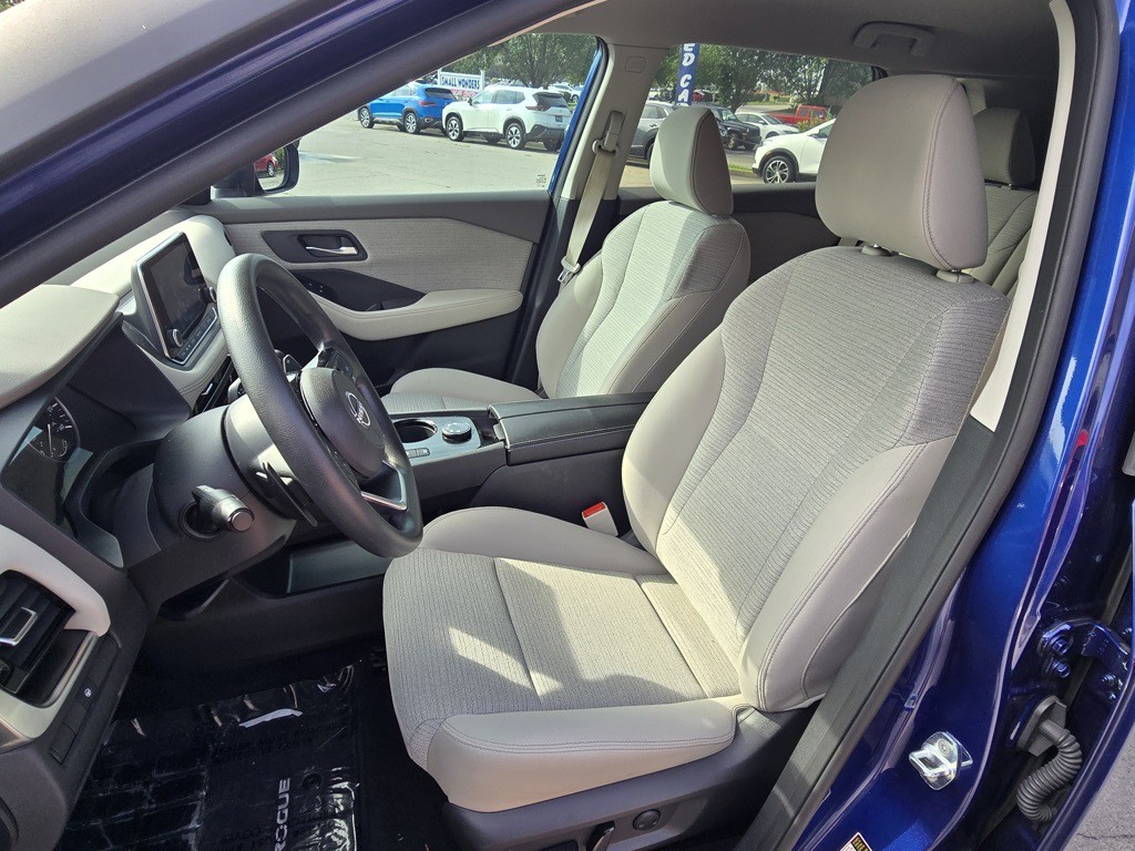 2023 Nissan Rogue Image 10