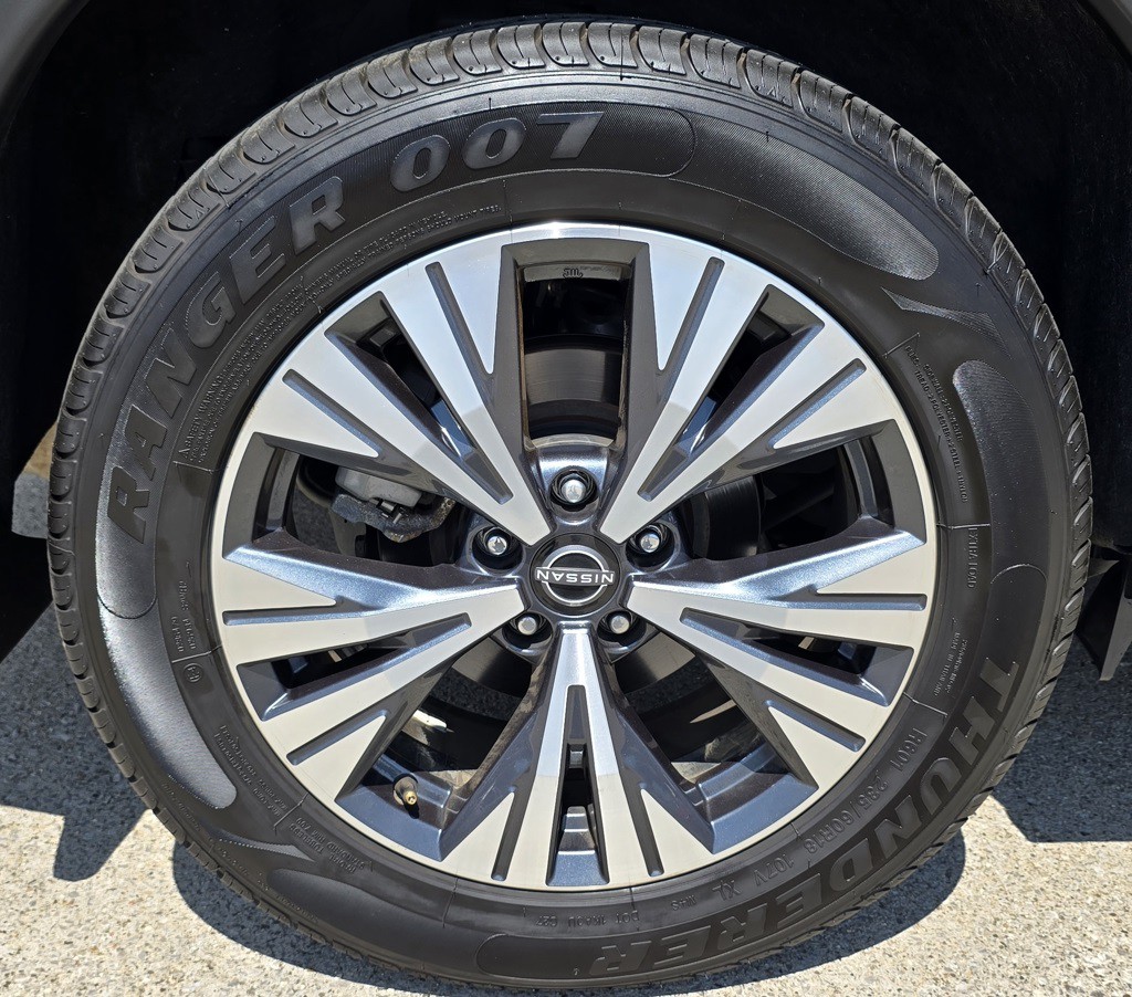 2023 Nissan Rogue Image 12